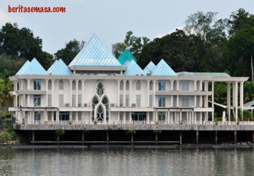 Rumah Taib Mahmud di Sarawak
